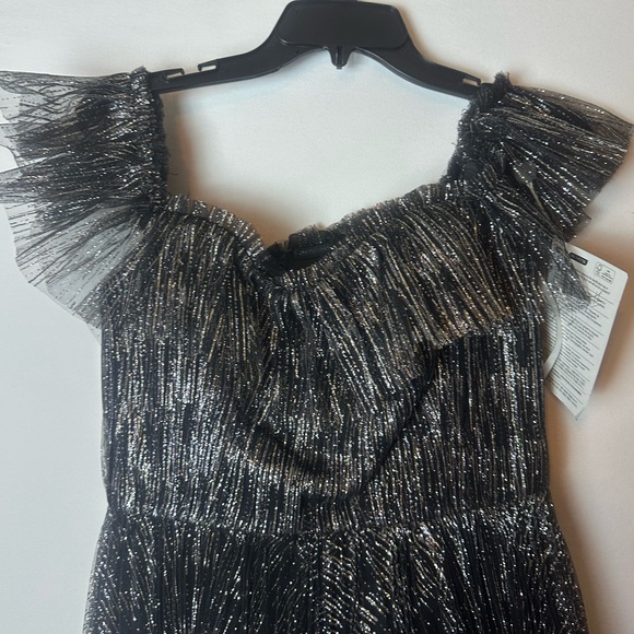 ❗️ $545 Monique Lhuillier Off Shoulder Cocktail Mini Dress Size 6 Silver Glitter - Picture 9 of 16